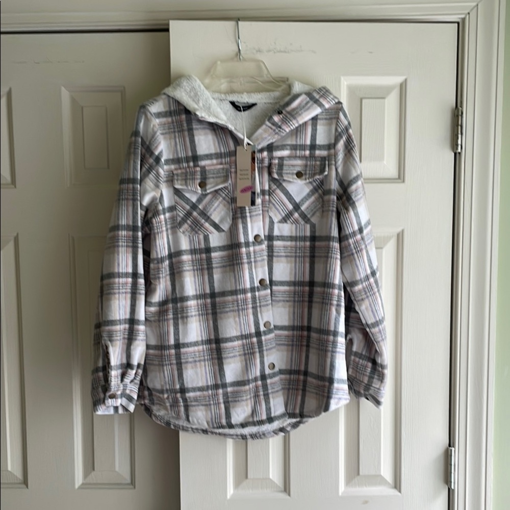 Plaid Hooded Woman  Shirt Jacket in size small.